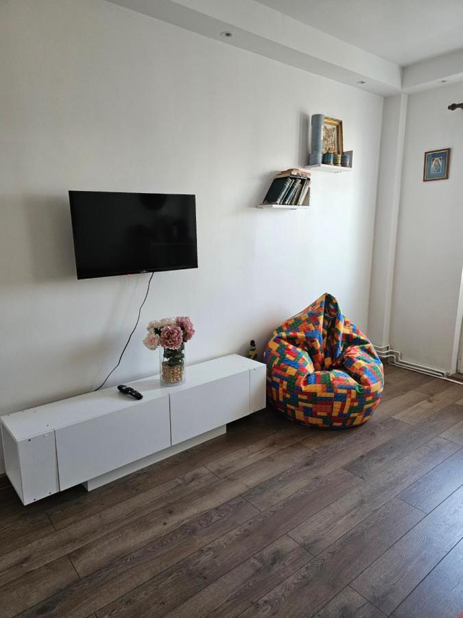 Apartament Near The Park Two Rooms Bukareszt Zewnętrze zdjęcie